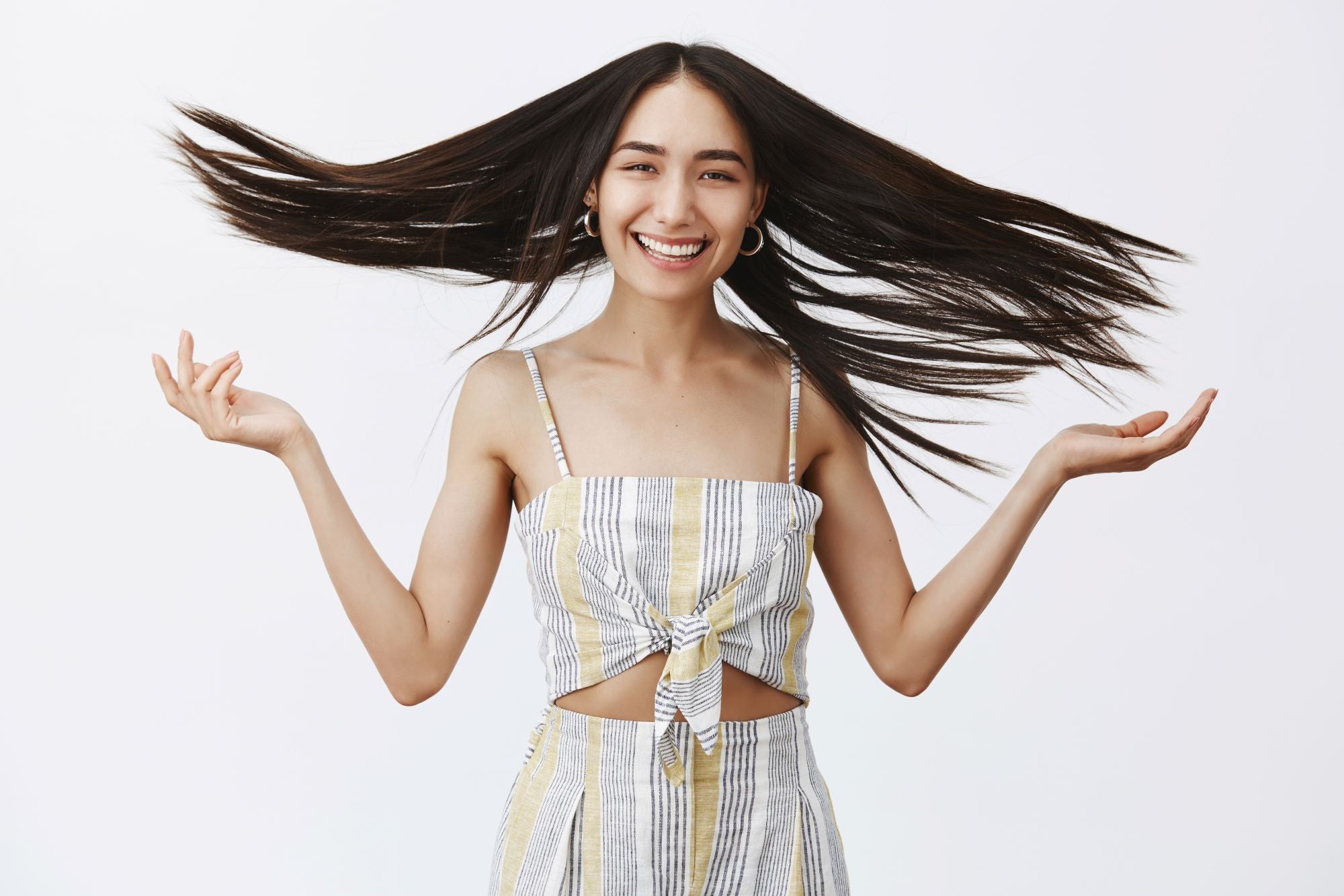 How to add volume to fine, limp hair, using natural haircare products